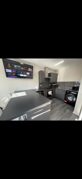 Recently renovated apartment free parking